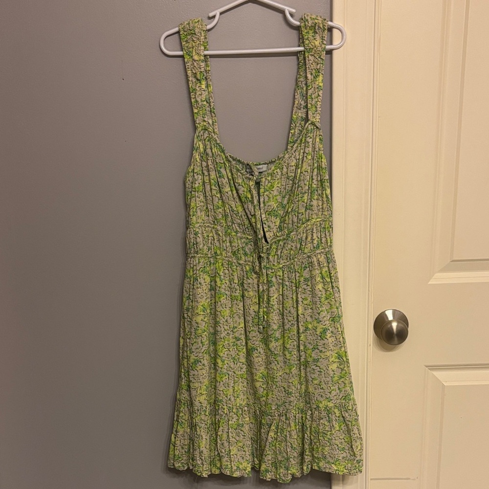 American Eagle Cream and Green Floral Tie-Front Sundress